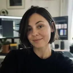 Portrait of Aria Novak, APOB reviewer