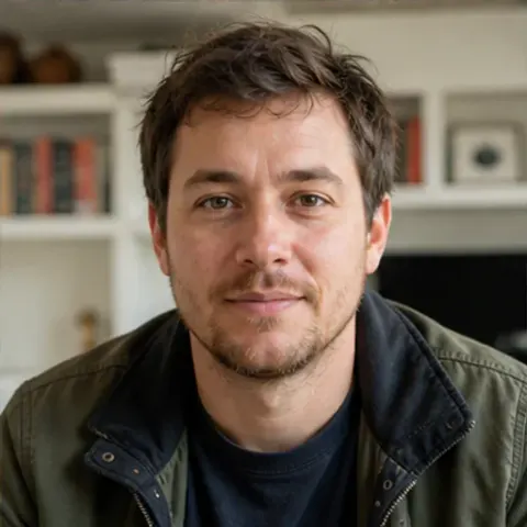 Portrait of Felix Moreau, APOB reviewer